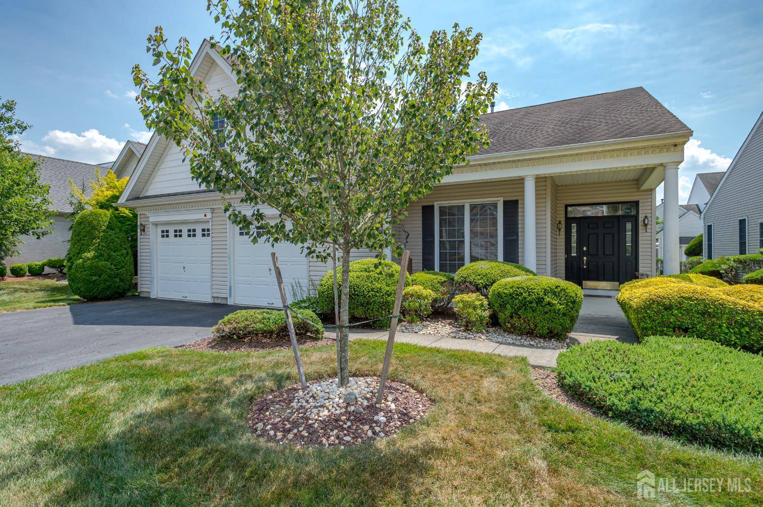 Monroe, NJ 08831,59 Turnberry DR