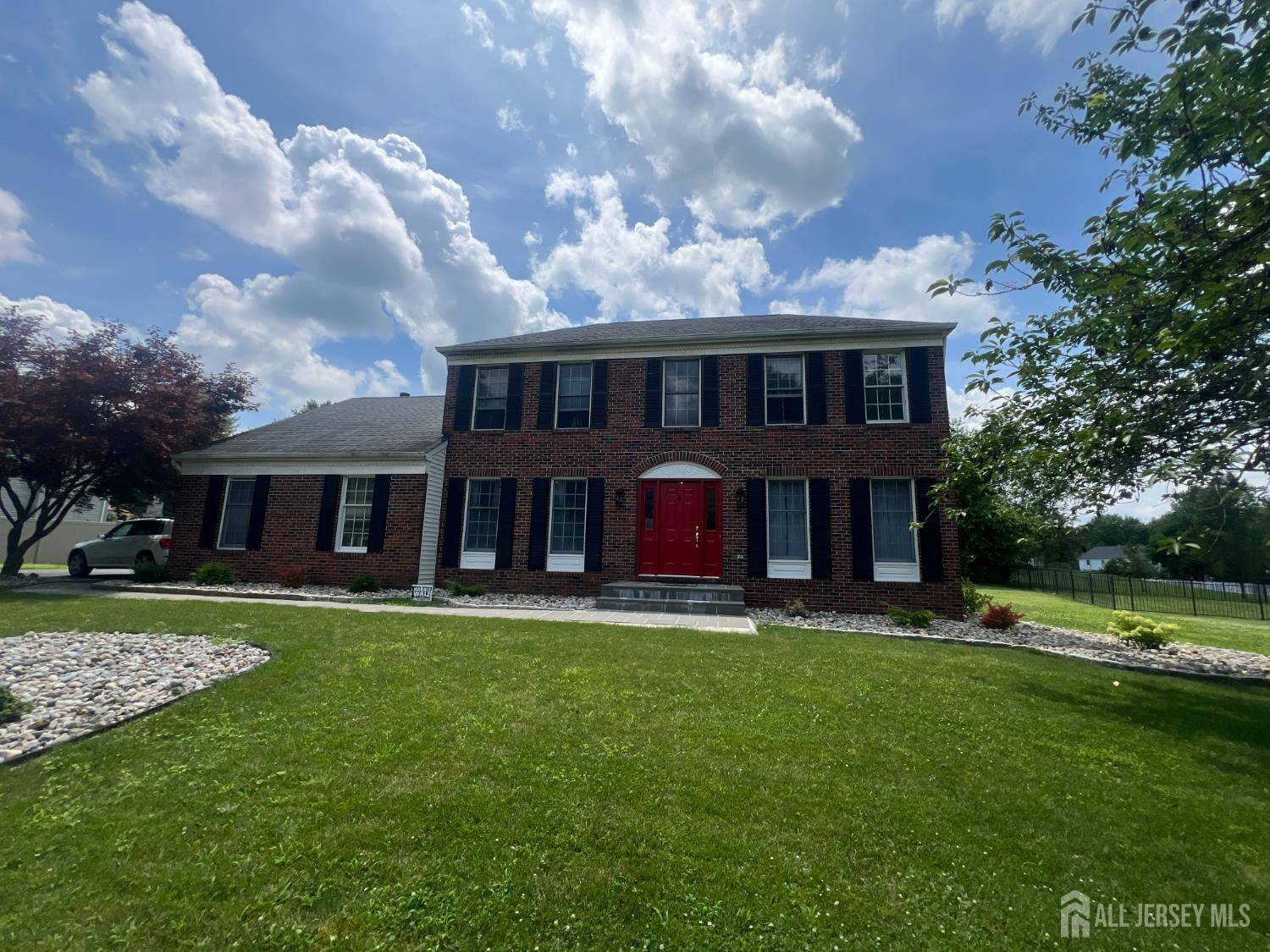 Washington Twp, NJ 07882,4 St Andrews DR