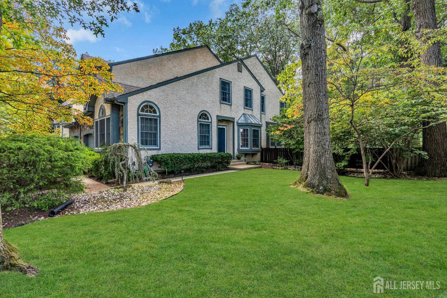 East Brunswick, NJ 08816,11 Dorchester DR