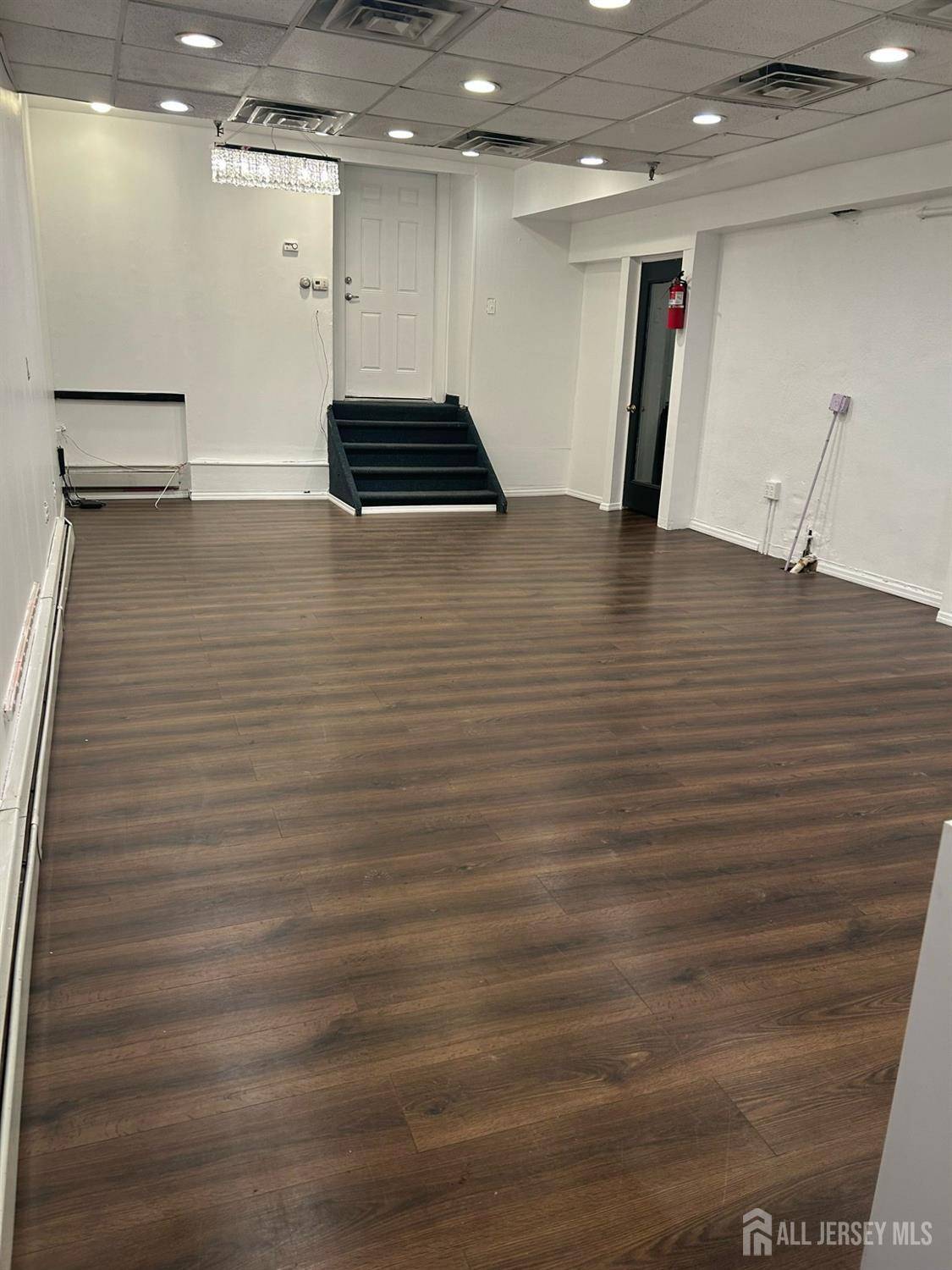 Highland Park, NJ 08904,235 Raritan AVE