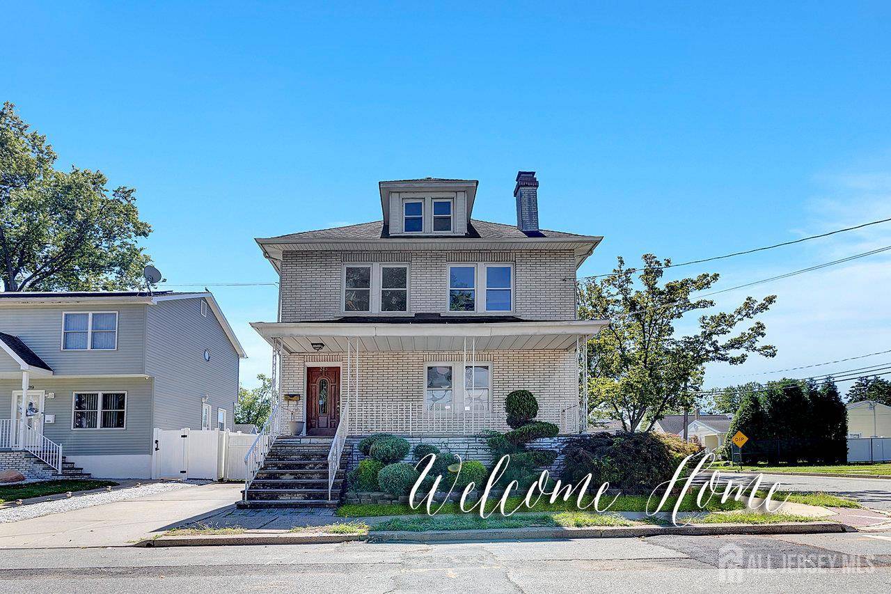 Woodbridge Proper, NJ 07095,243 Campbell ST