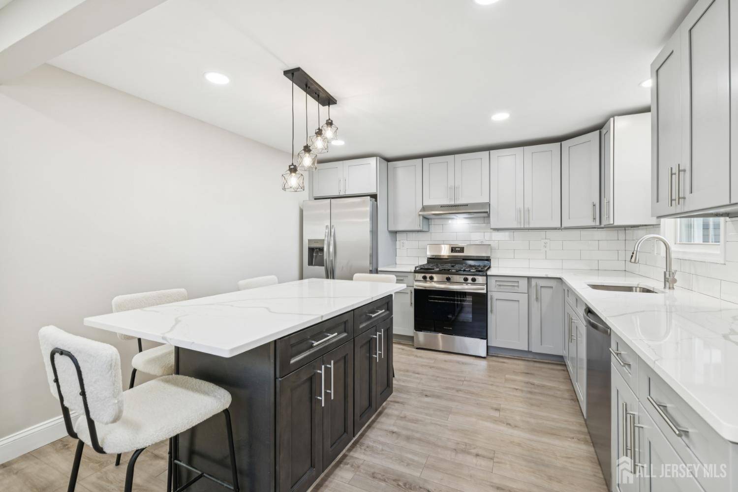 Milltown, NJ 08850,158 S Main ST