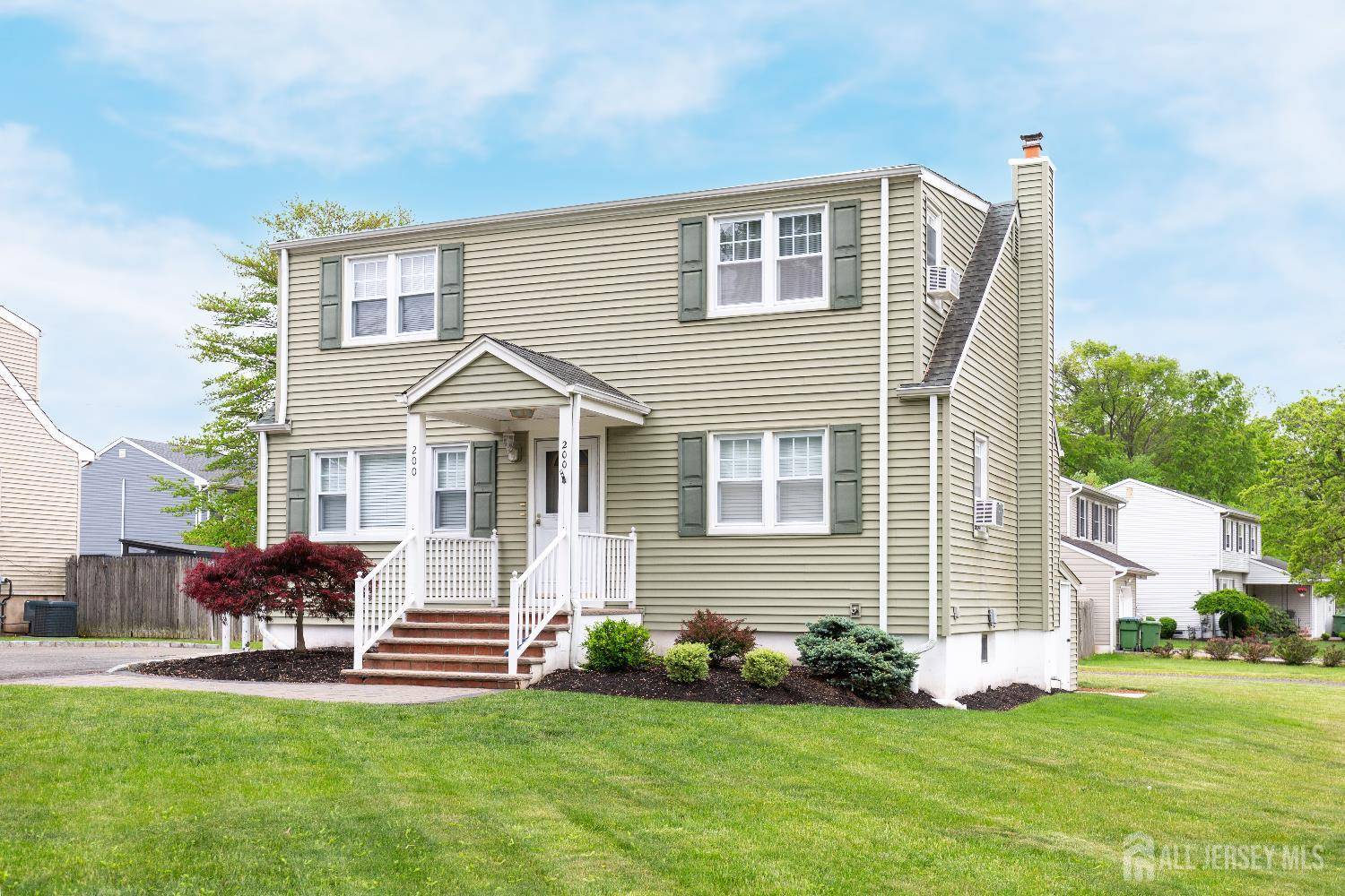 Edison, NJ 08820,200 Plainfield RD
