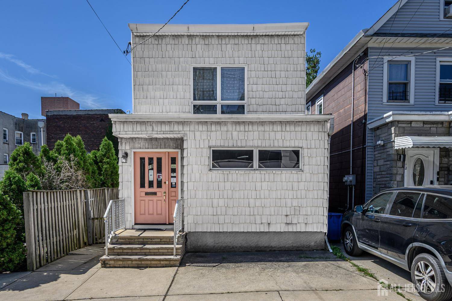 Bayonne, NJ 07002,10 W 46th ST W
