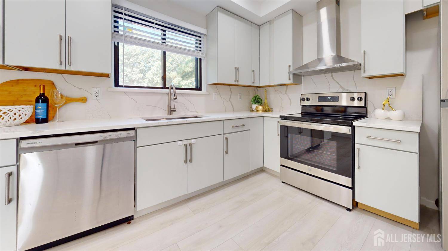 Old Bridge, NJ 07747,46 Ellen Heath DR