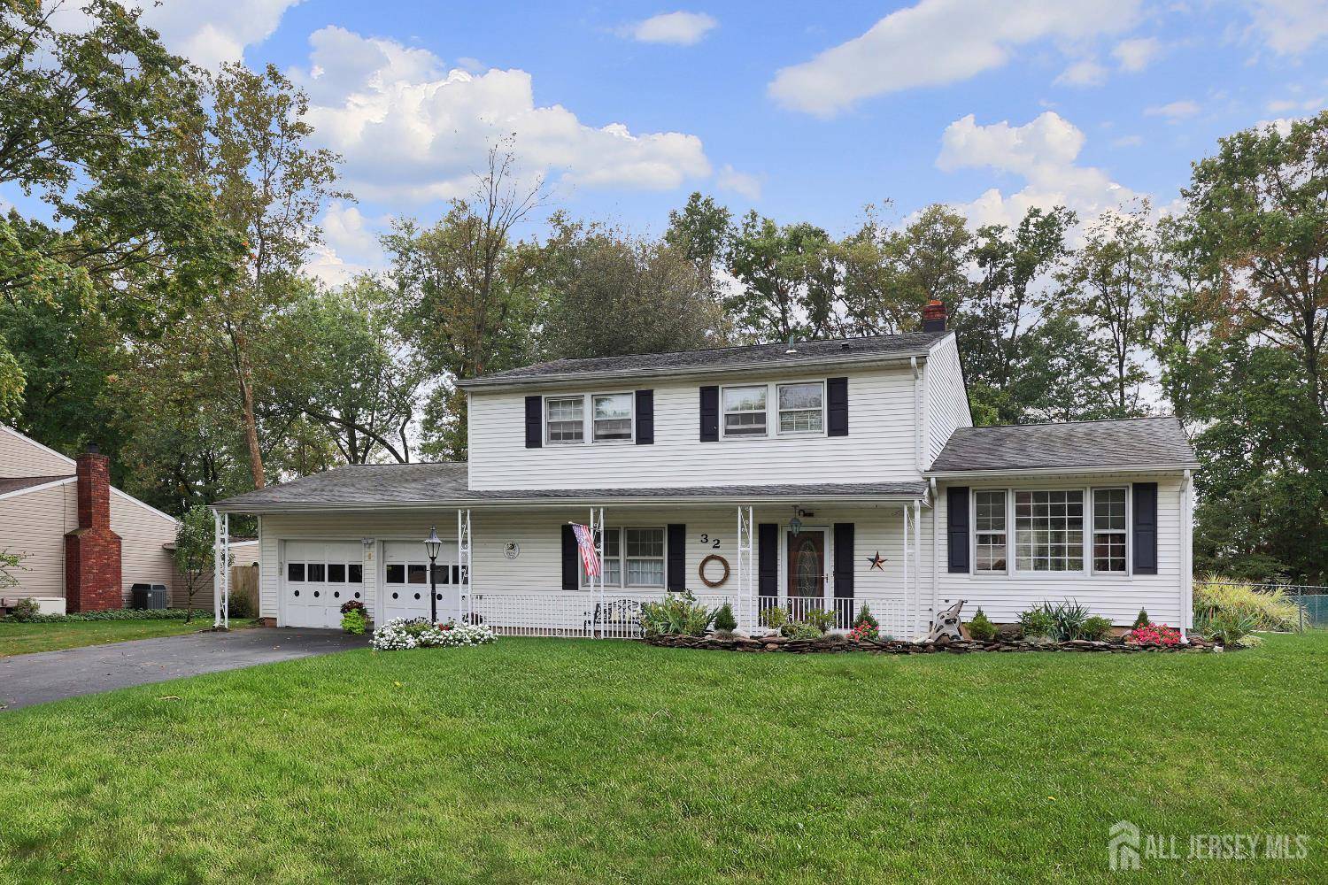 Edison, NJ 08820,32 E Mary Ellen DR