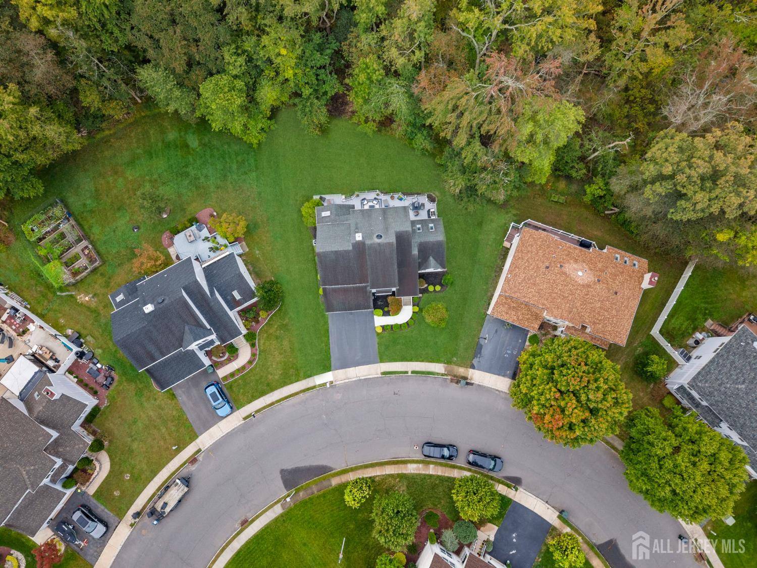 Morganville, NJ 07751,65 Enclosure DR