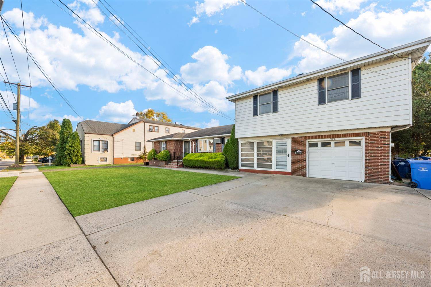 North Brunswick, NJ 08902,926 Hermann RD