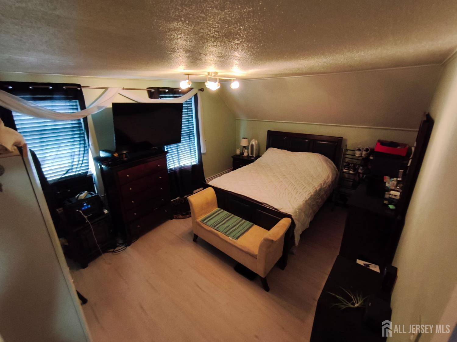 Perth Amboy, NJ 08861,168 Lynd ST