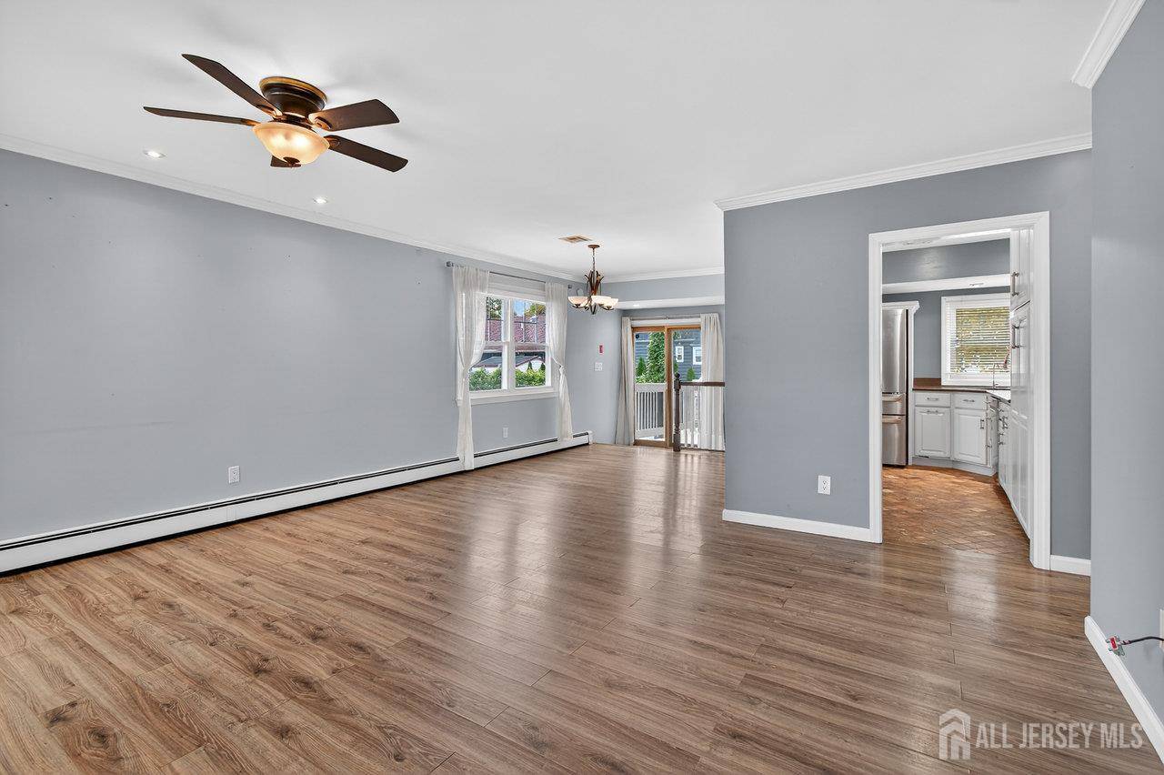 Iselin, NJ 08830,135 Bond ST