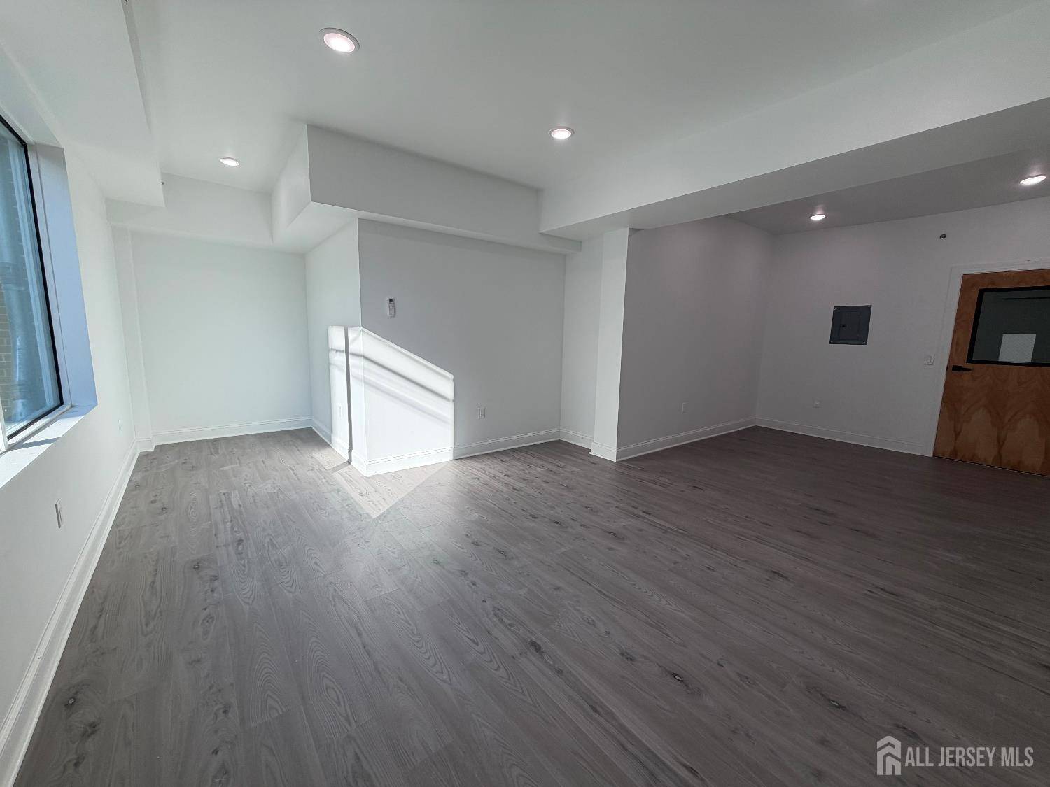 New Brunswick, NJ 08901,103 Bayard ST #4