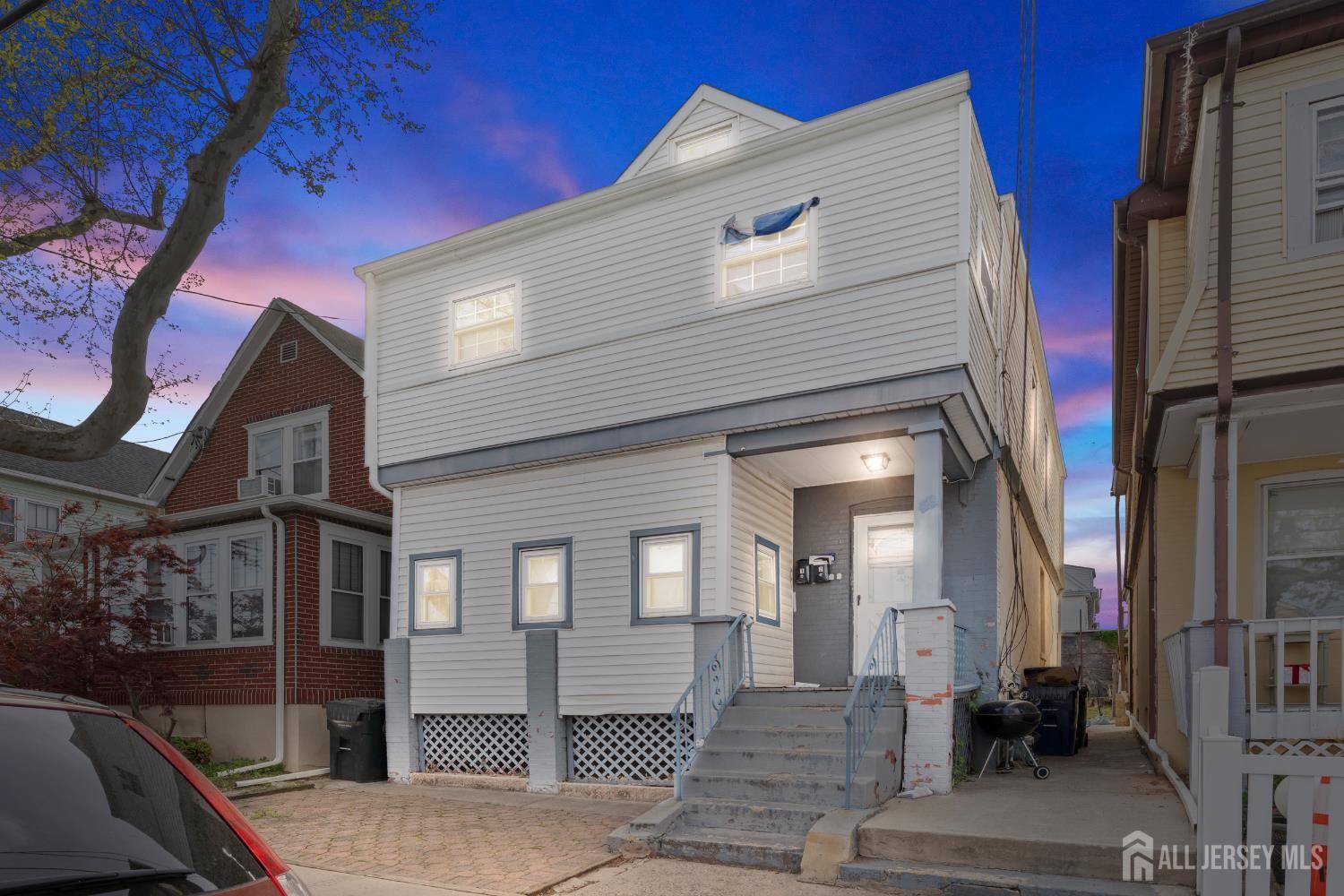 Perth Amboy, NJ 08861,423 Augustine PL #2