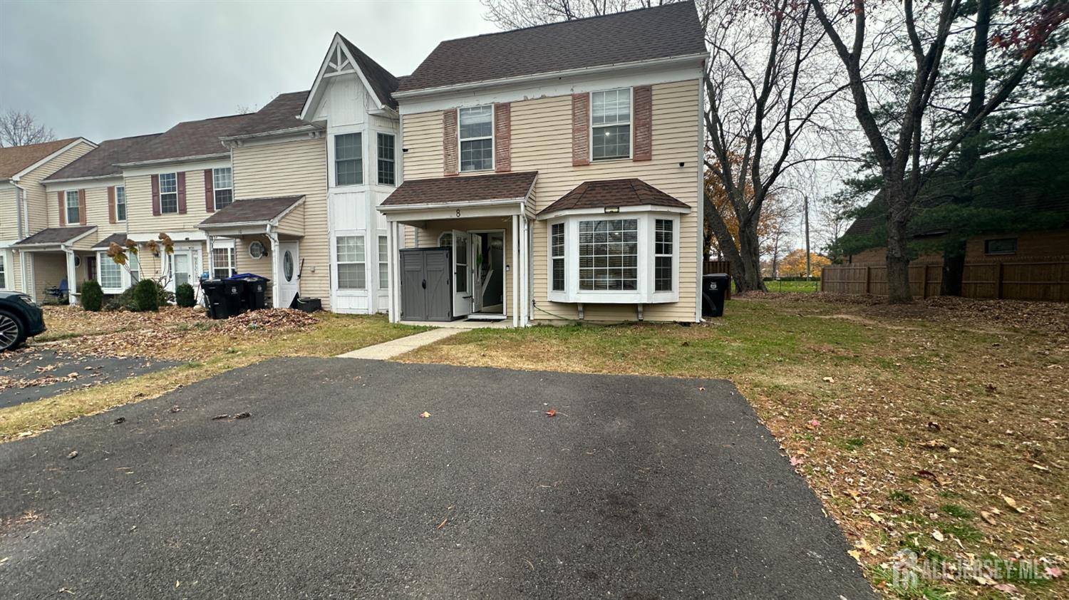 East Brunswick, NJ 08816,8 Cosgrove CT