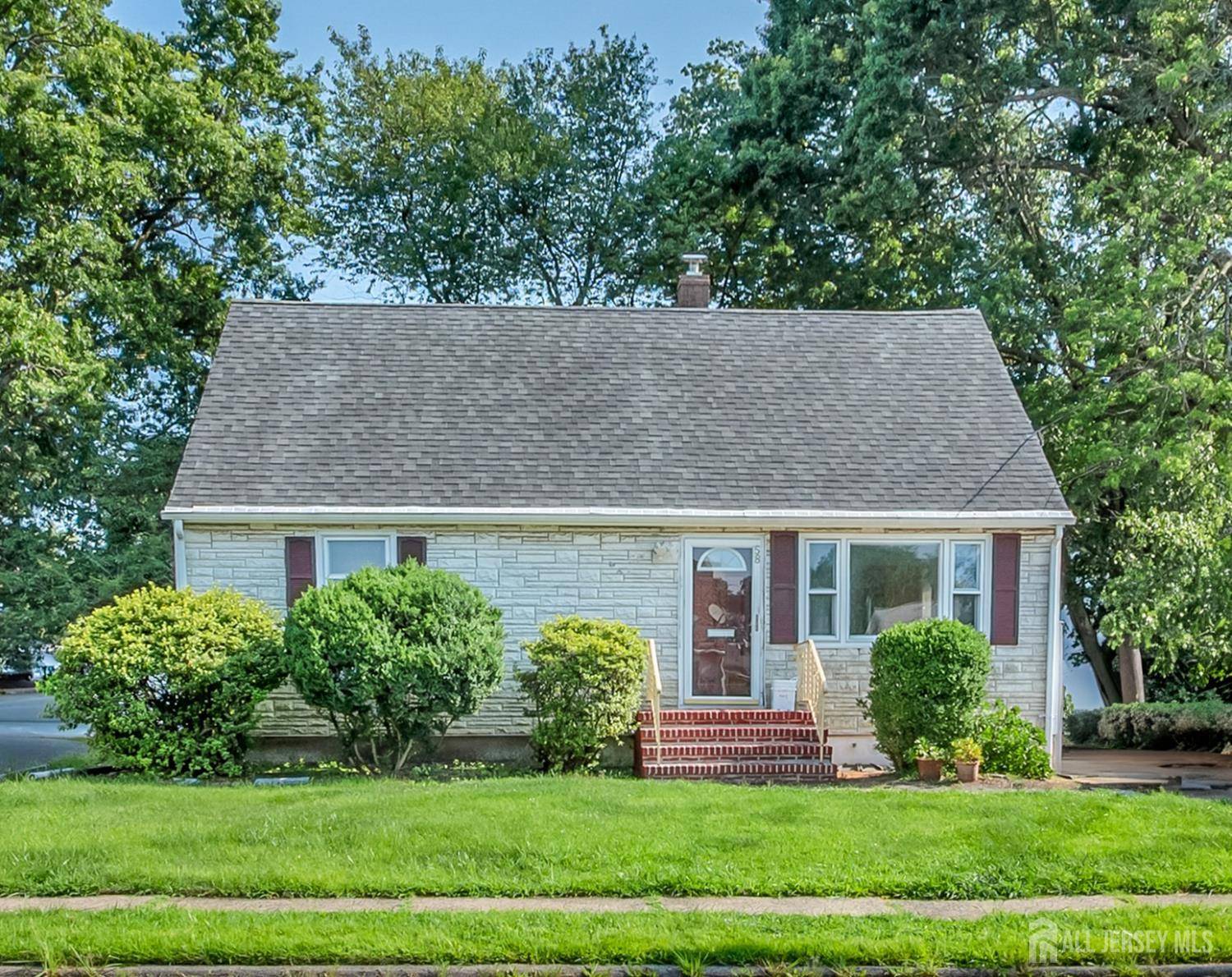 Edison, NJ 08817,58 Rose ST