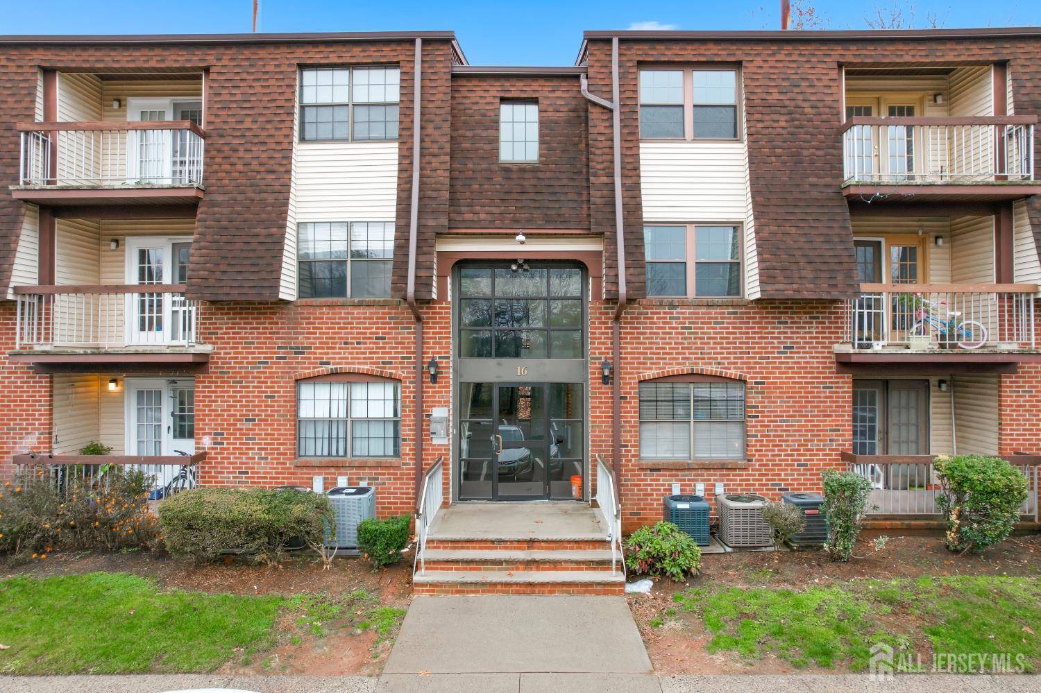 Iselin, NJ 08830,1610 Green Hollow DR