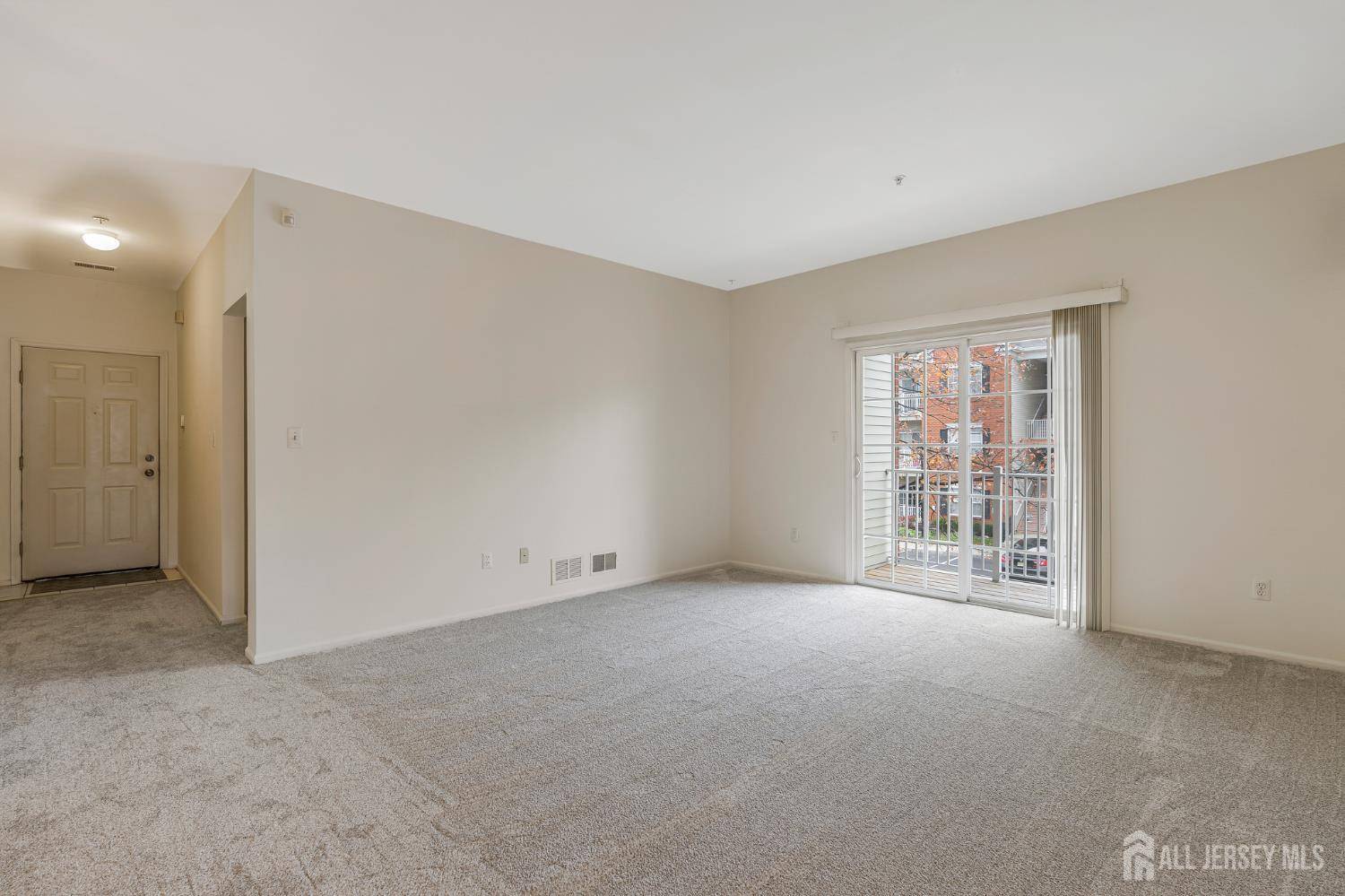 South Plainfield, NJ 07080,524 Coppola DR