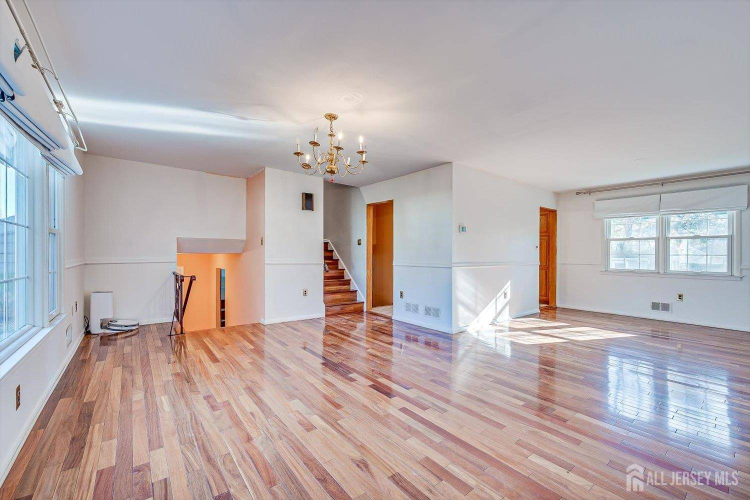 Piscataway, NJ 08854,15 Howell AVE