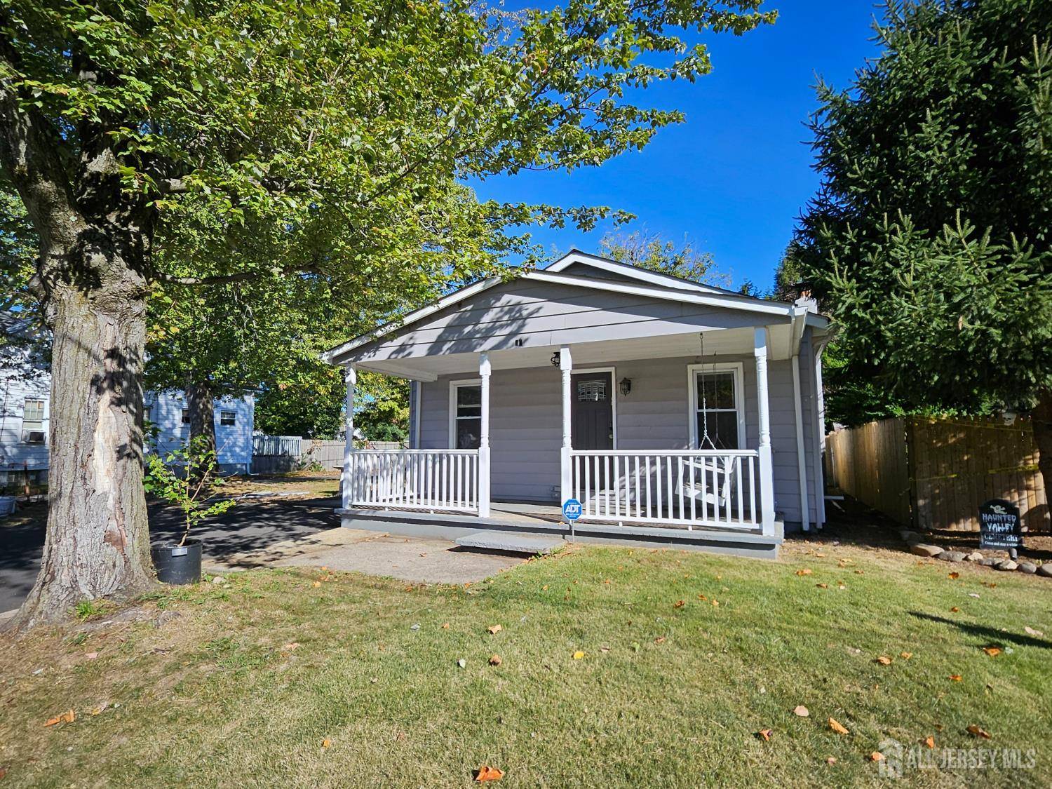 Hamilton, NJ 08619,60 6th AVE