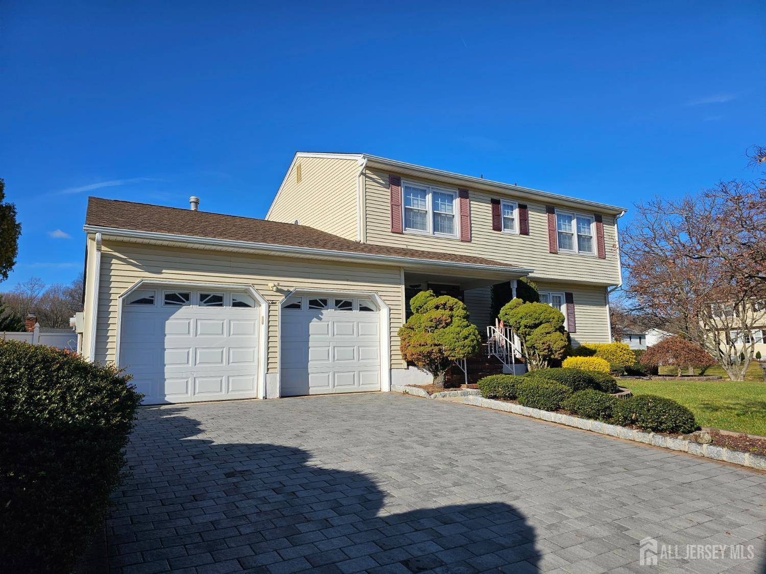 South Brunswick, NJ 08852,2 Tiby PL