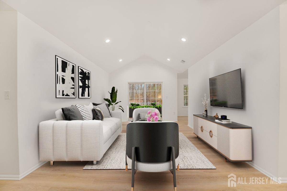 East Brunswick, NJ 08816,606 Cypress LN