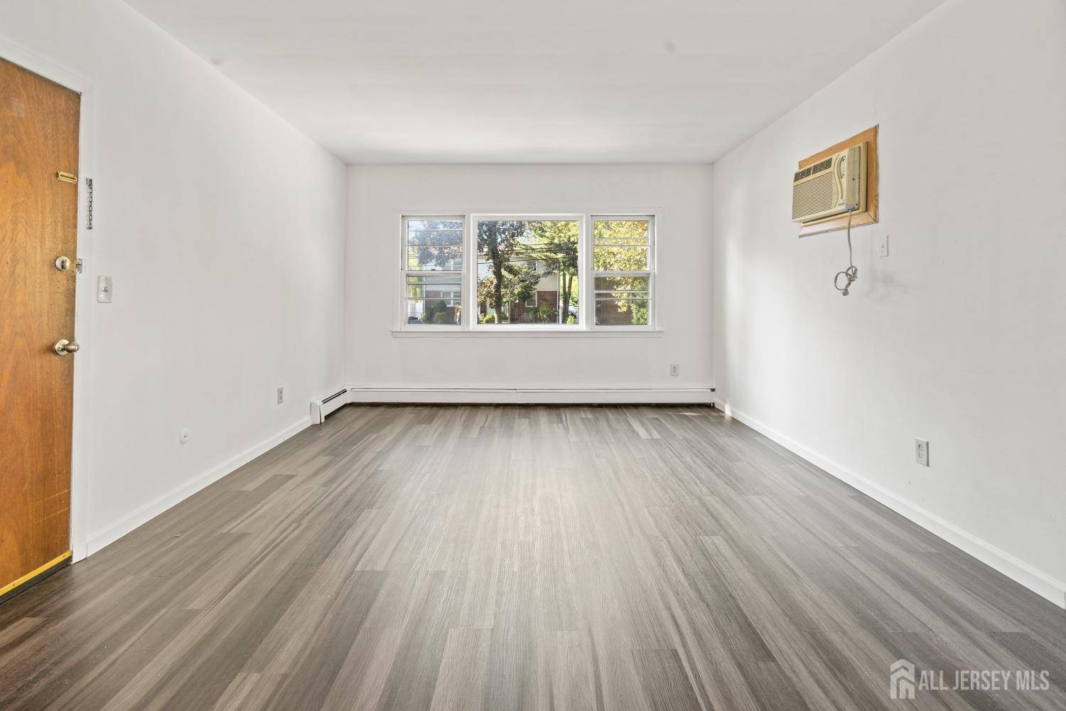 Rahway, NJ 07065,2063 Elizabeth AVE #7