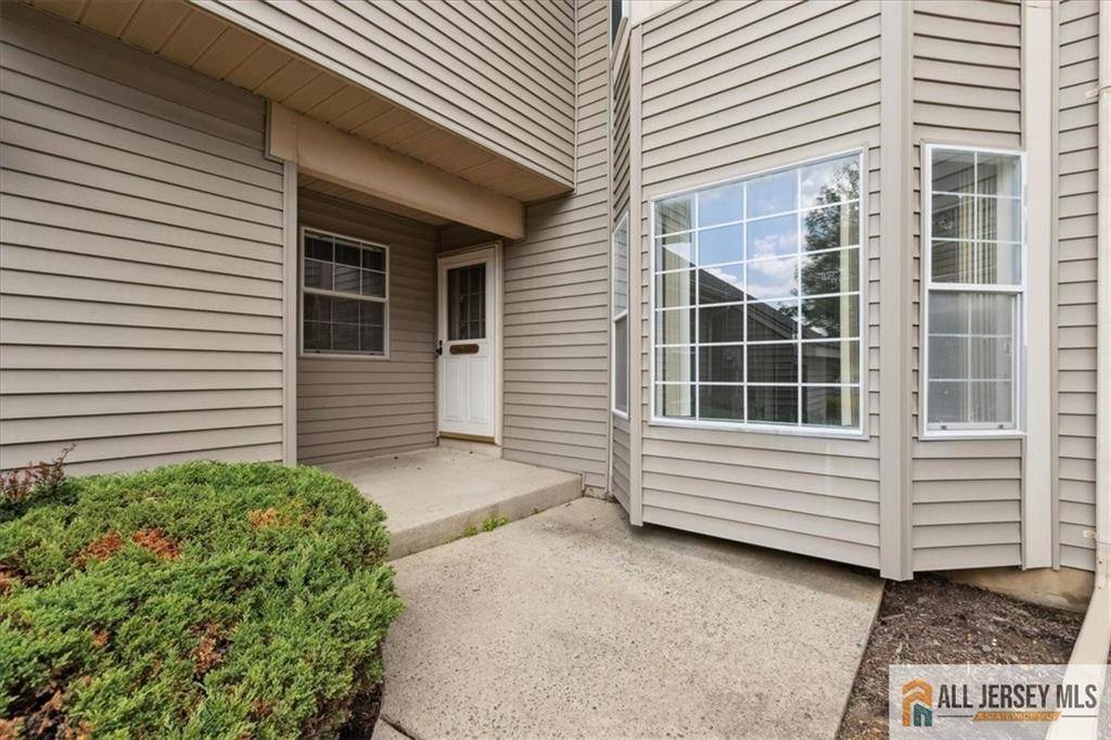 Jamesburg, NJ 08831,57 Yorkshire DR #57B
