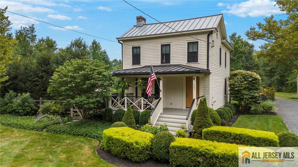 South Brunswick, NJ 08852,1007 Ridge RD