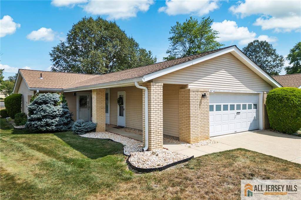 Monroe, NJ 08831,297 Yardley DR #297A