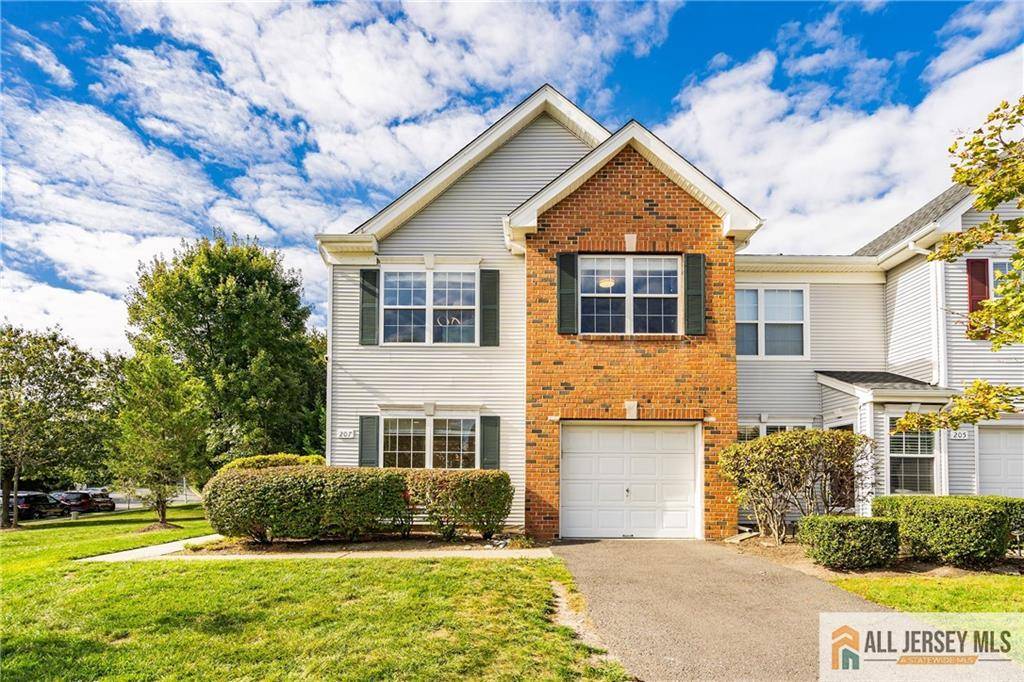 East Brunswick, NJ 08816,207 Windsong CIR #4
