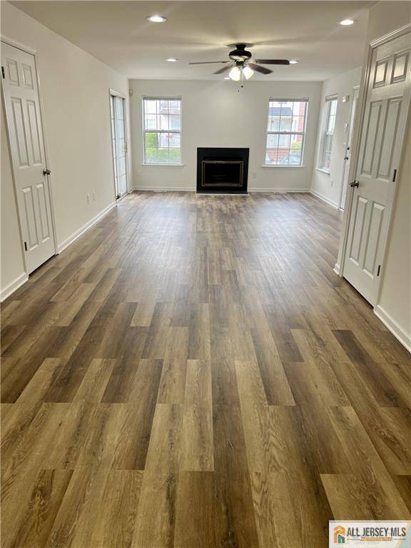 Piscataway, NJ 08854,392 Lackland AVE #392