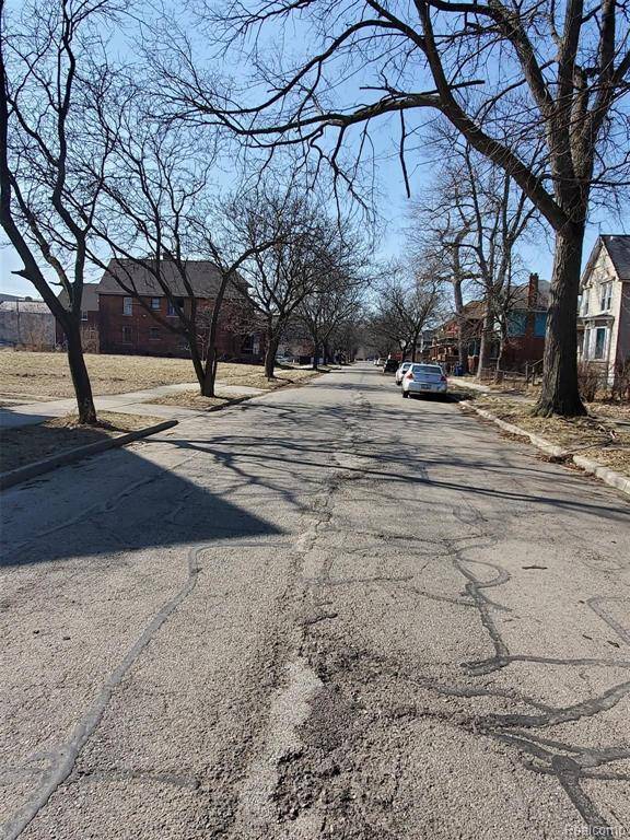Detroit, MI 48236 3436,259 MOUNT VERNON Avenue