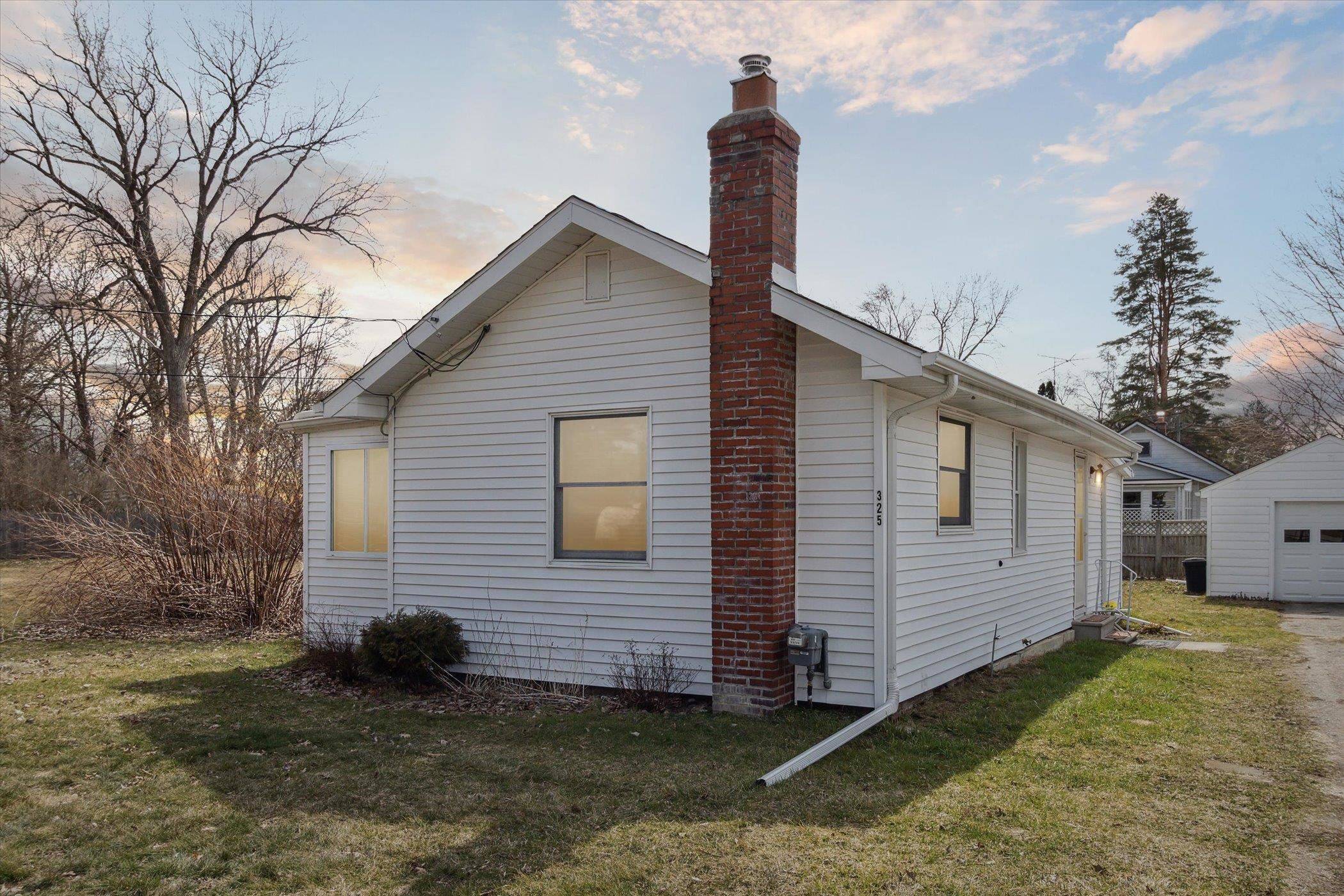 Clio, MI 48420,325 Field Rd