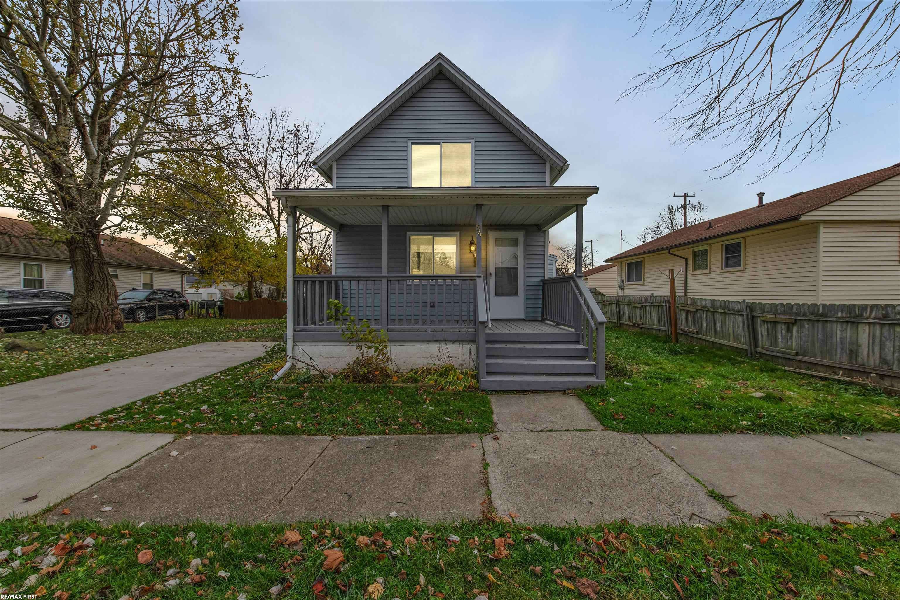 Mount Clemens, MI 48043,54 GIBBS Street