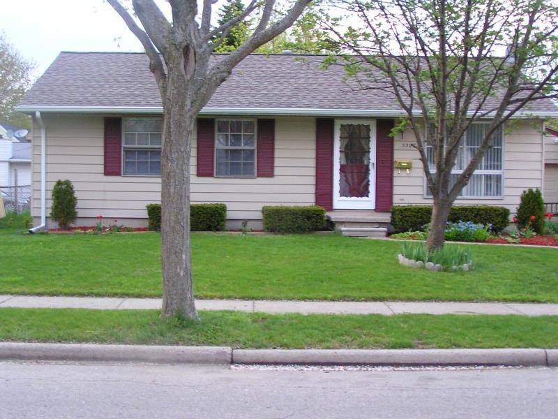 Lansing, MI 48911,3308 Kilberry Road