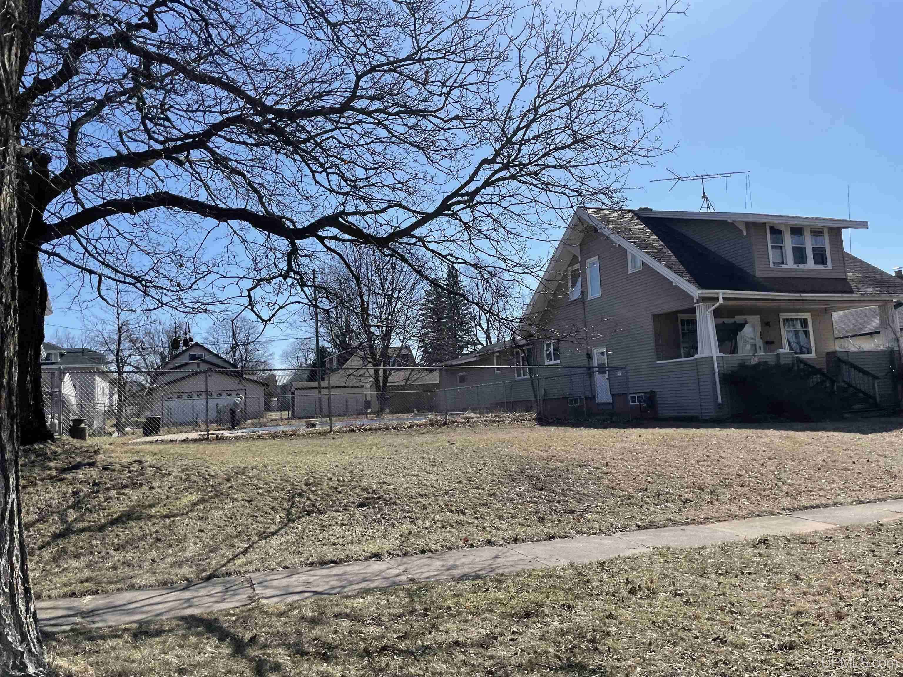 Norway, MI 49870,422 Saginaw Street