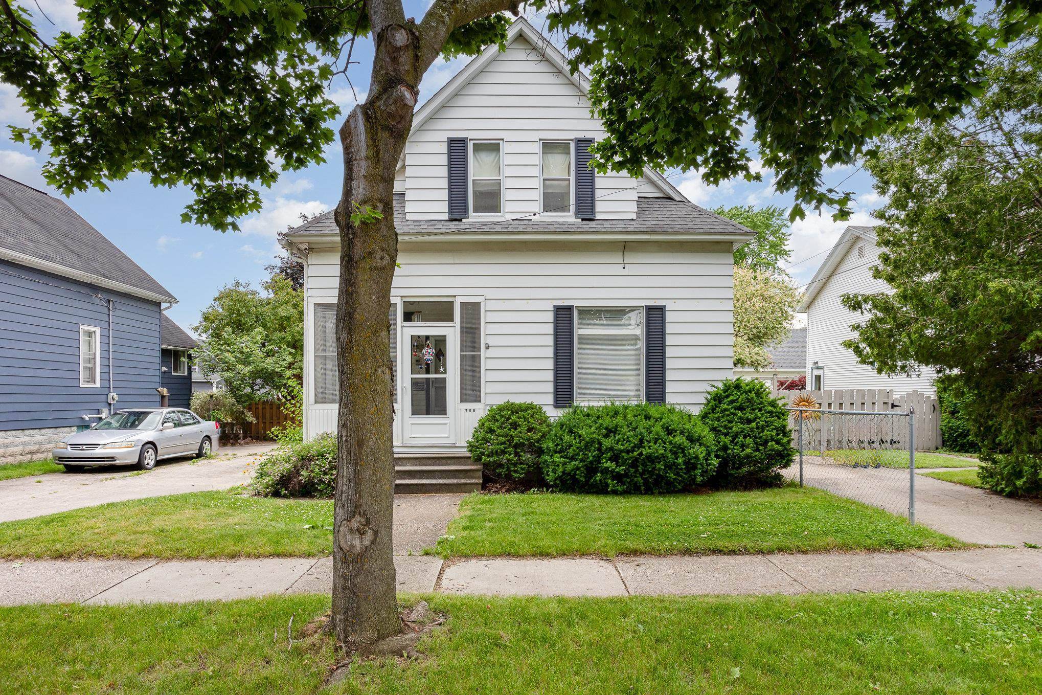 Bay City, MI 48708,706 S Lincoln Street