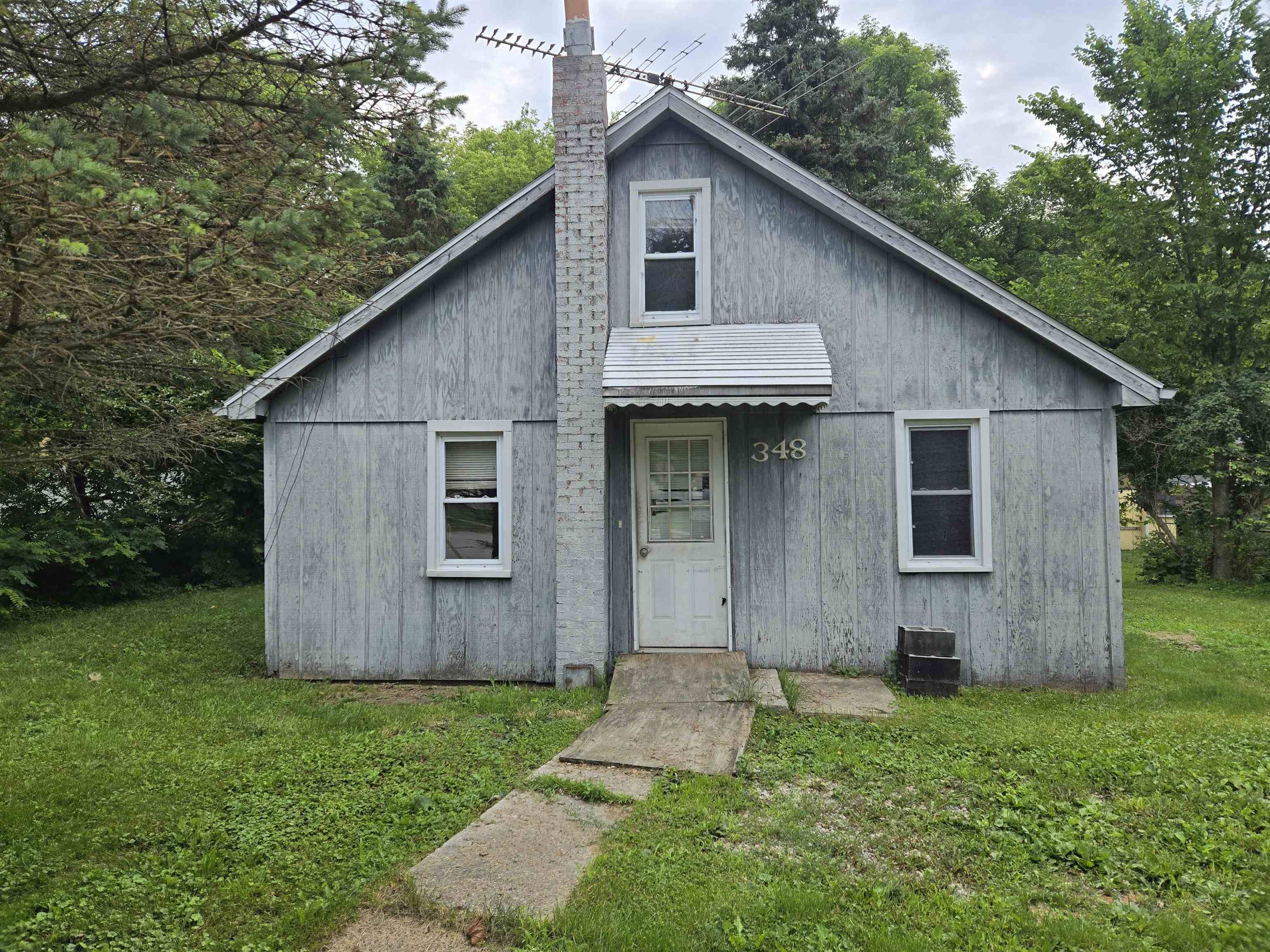 Lapeer, MI 48446,348 Nightingale Avenue