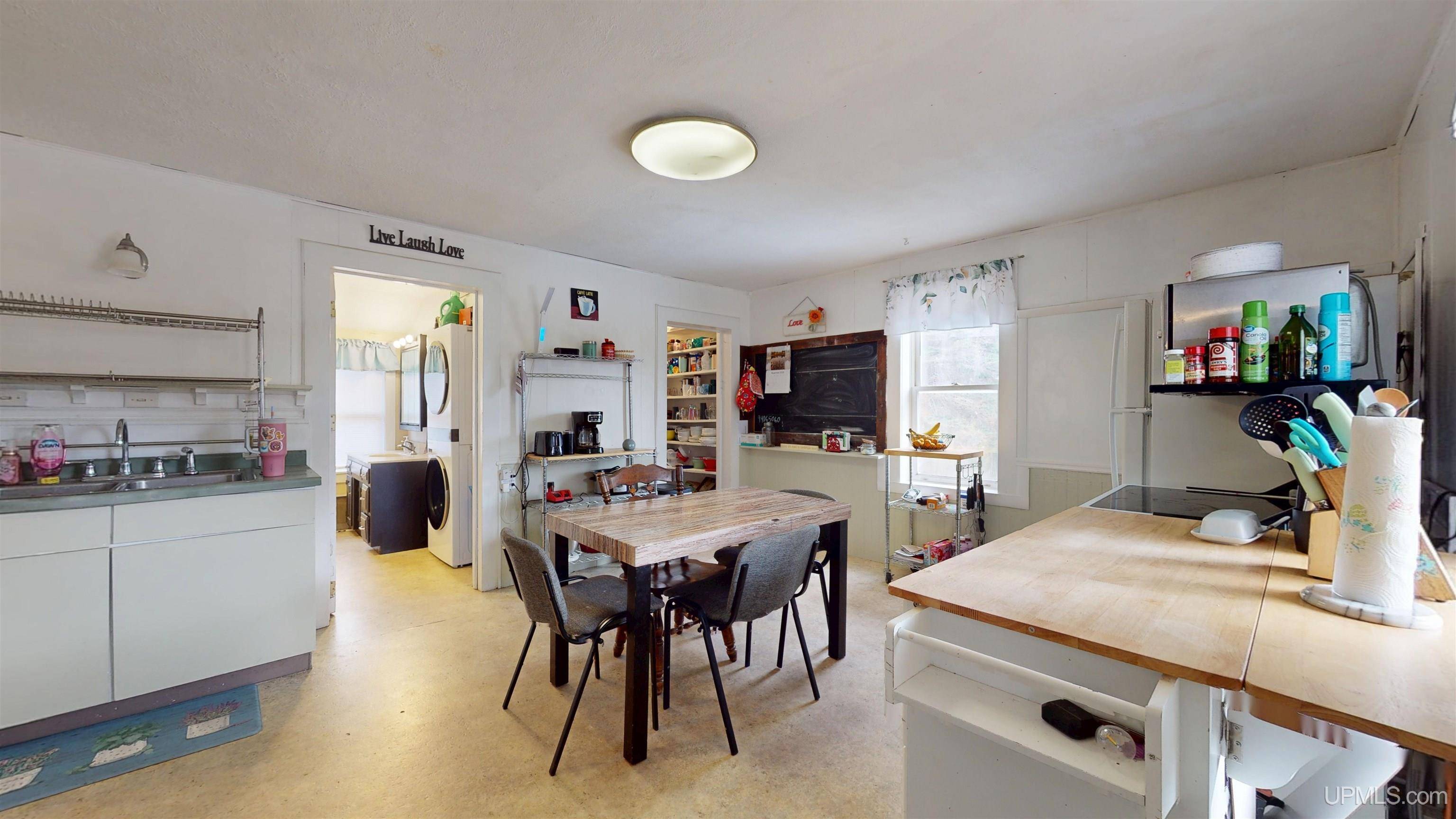 Lake Linden, MI 49945,624 6th Street