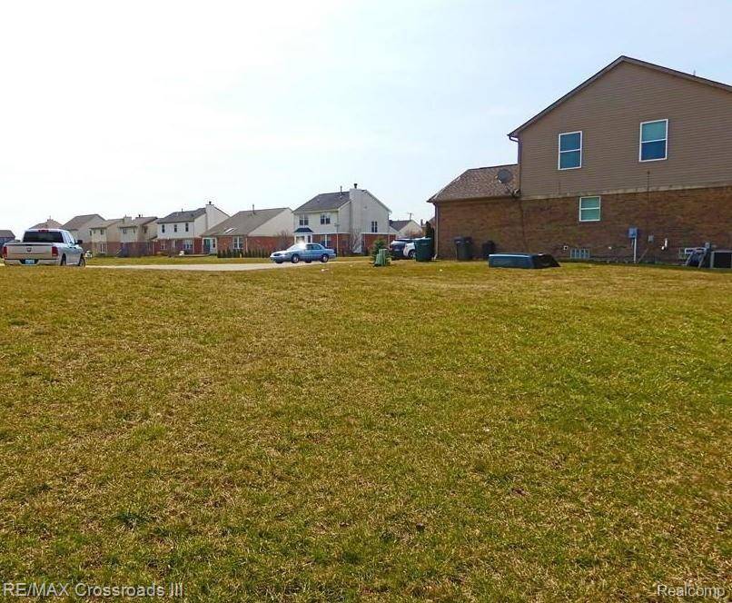 Dearborn, MI 48126 2395,39 MORROSS Circle
