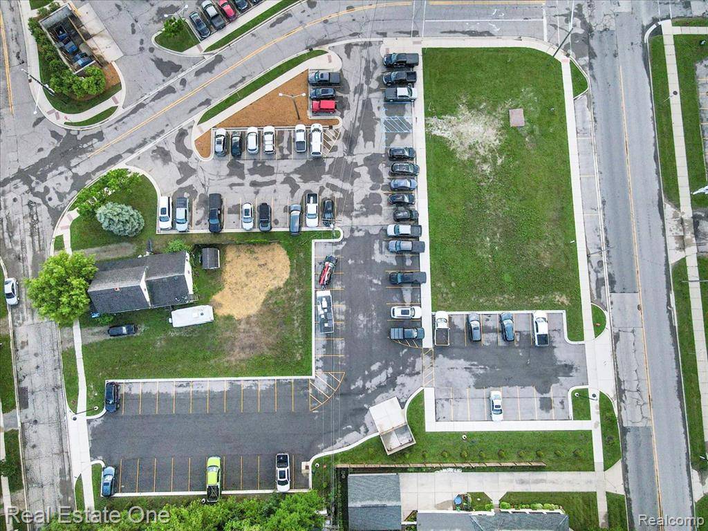 Oxford, MI 48371,Building A of P E Burdick Street