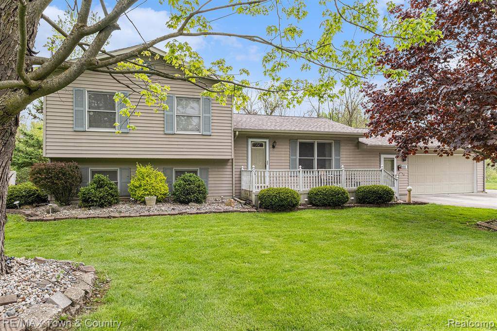 Mount Morris, MI 48458 2145,7060 HARVARD Street