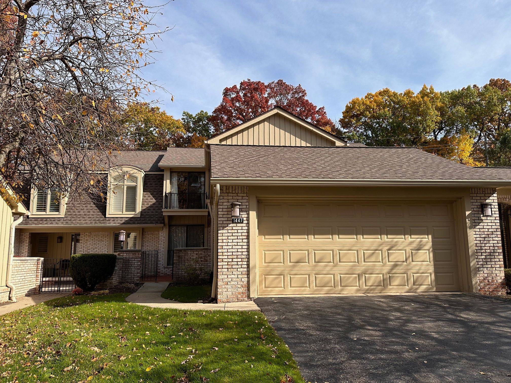 Bloomfield Hills, MI 48304 1260,1447 RAVINEVIEW Court