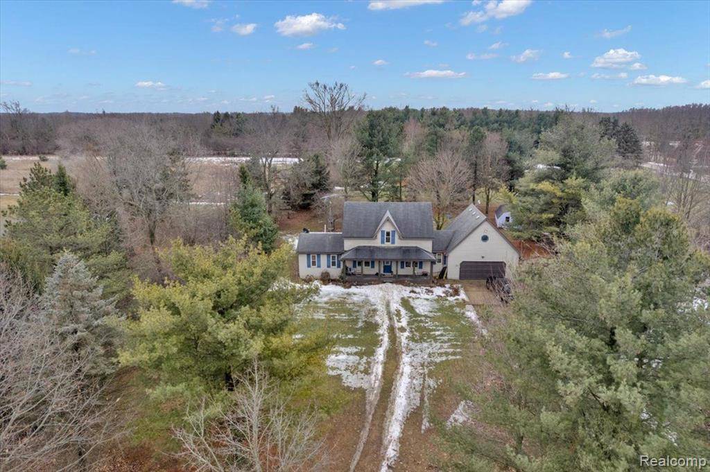 Lapeer, MI 48446 9484,2055 BROKER Road