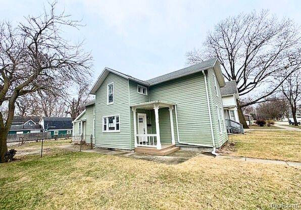 Mount Clemens, MI 48043 2517,20 4TH Street