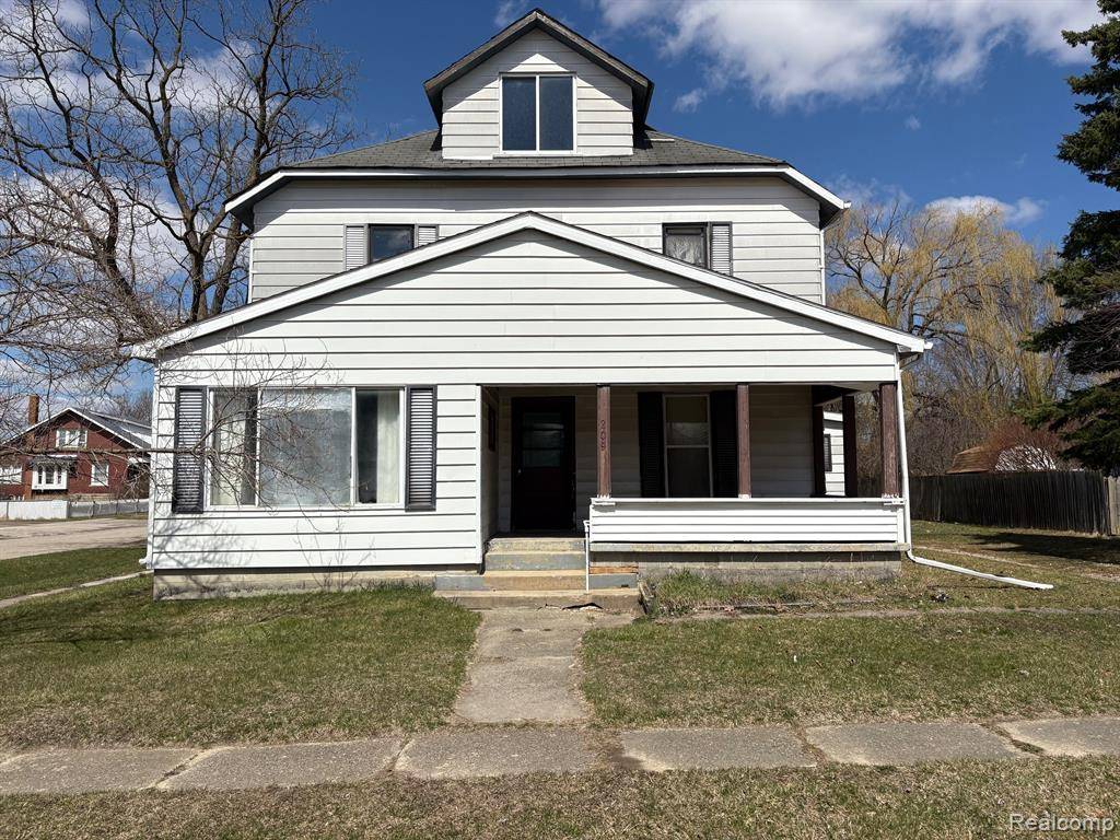 Capac, MI 48014,209 W ALDRICH Street