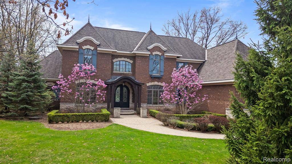 Bloomfield Hills, MI 48302 0767,2707 TURTLE LAKE Drive