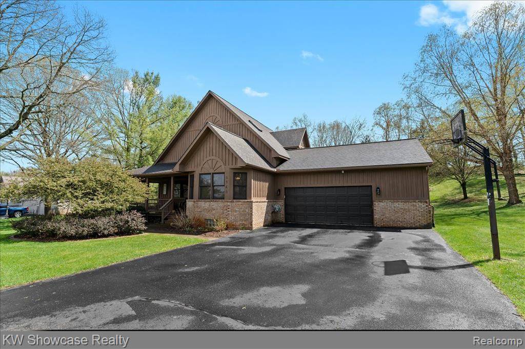 White Lake, MI 48383 2790,6140 ROSEWOOD Parkway
