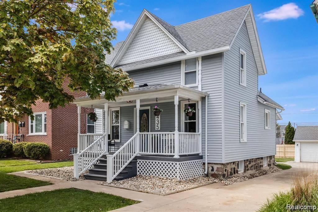 Plymouth, MI 48170 1331,435 STARKWEATHER Street