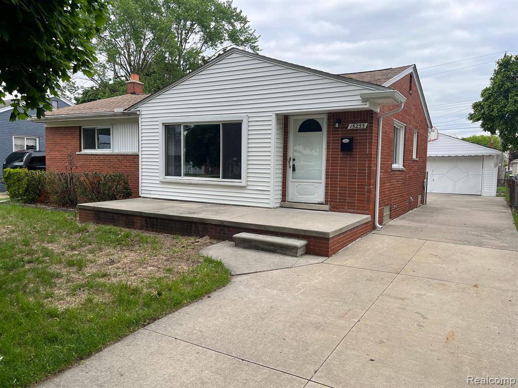 Southgate, MI 48195 2041,15255 MULBERRY Street