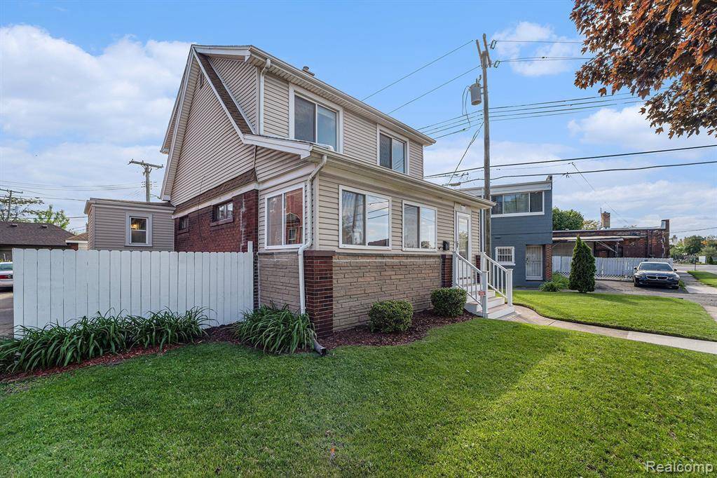 River Rouge, MI 48218 1521,50 ELM Street